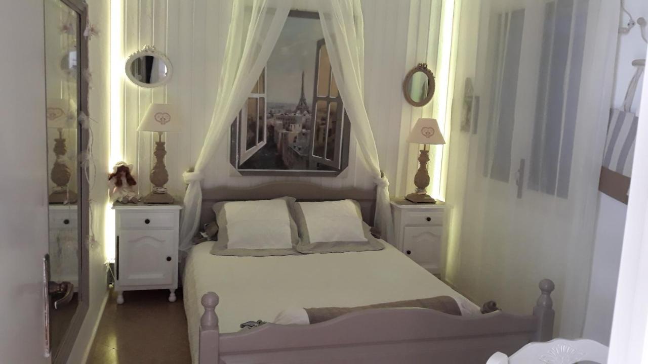 Chambres D'Hotes Chez Catherine A Reus Chambre De Paris Avec Salle De Bains Privee Bagian luar foto